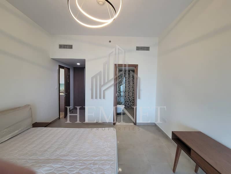 Fully Furnished | Vacant | Creek View - Image 7