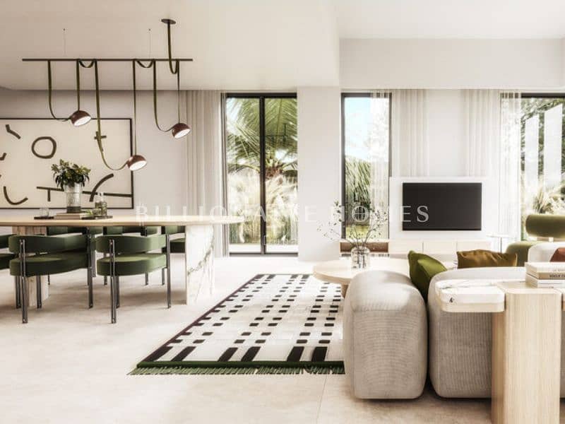 Lagoon View| Close to Park | Big Plot