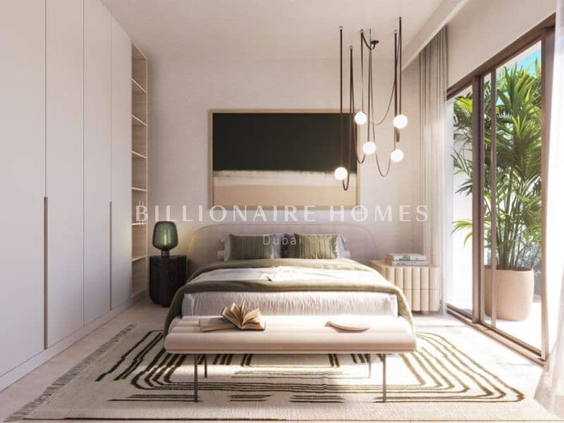 Lagoon View| Close to Park | Big Plot