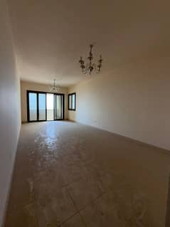 شقة مميزة في الماجستيك للبيع مع اطلالة امامية