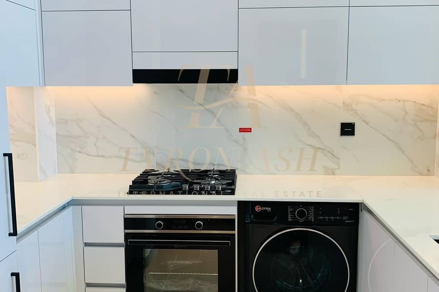 Vacant | Brand New | High Floor - Image 6