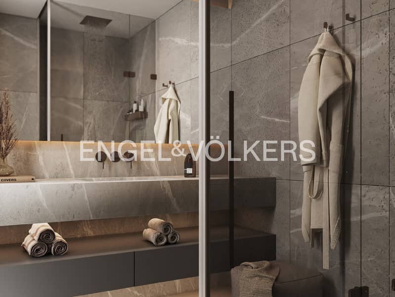 Sold Out Layout | Top Floor Corner Palm View - Image 28