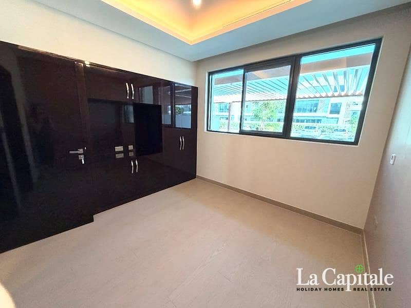 Single Row | Prime Location | Next Trump Estate - Image 7