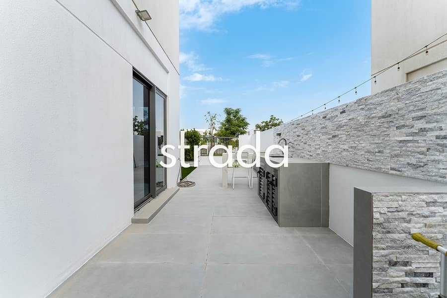 Single Row | Upgraded Garden | Vacant on Transfer