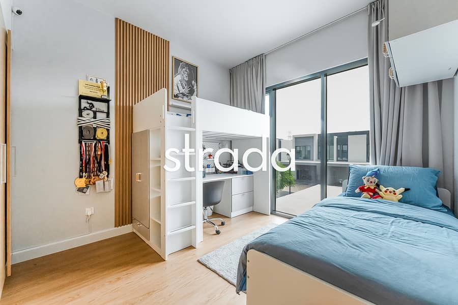 Single Row | Upgraded Garden | Vacant on Transfer - Image 22