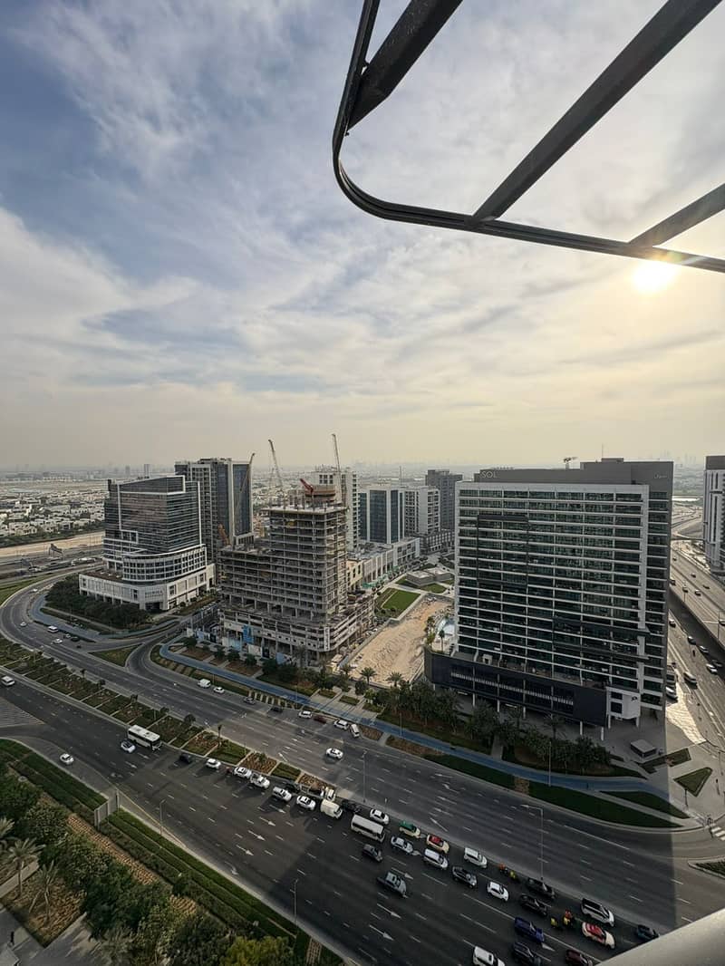 Only 2% Commission | Highest floor | Pool view | No agents - Image 20