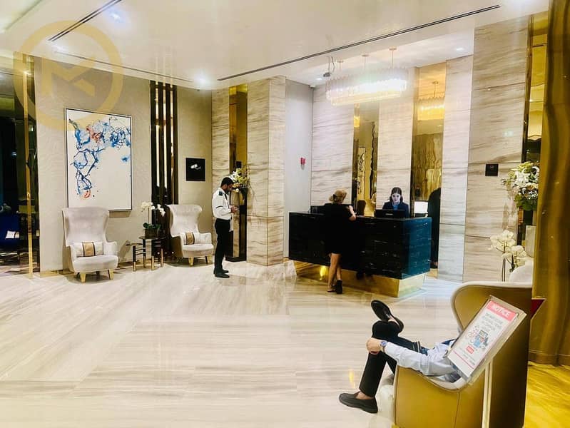 Fully furnish | Prime Location | Burj Khalifa View - Image 14