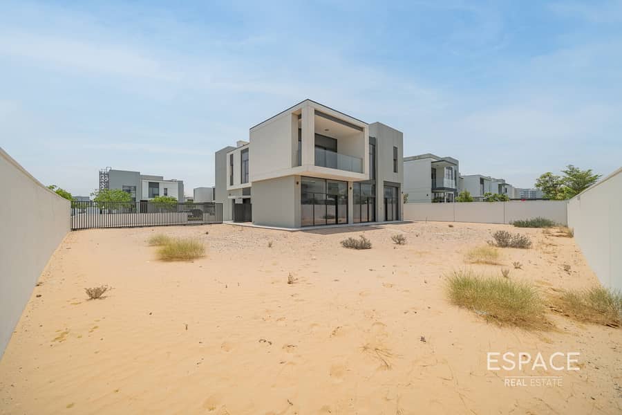 5 Beds plus Maids| Big Plot | Corner Plot - Image 20