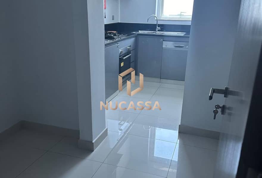 Canal View | Waterfront Living | High Floor - Image 6