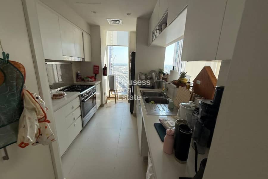 High Floor | Unfurnished and Tenanted | 3BR plus M - Image 6