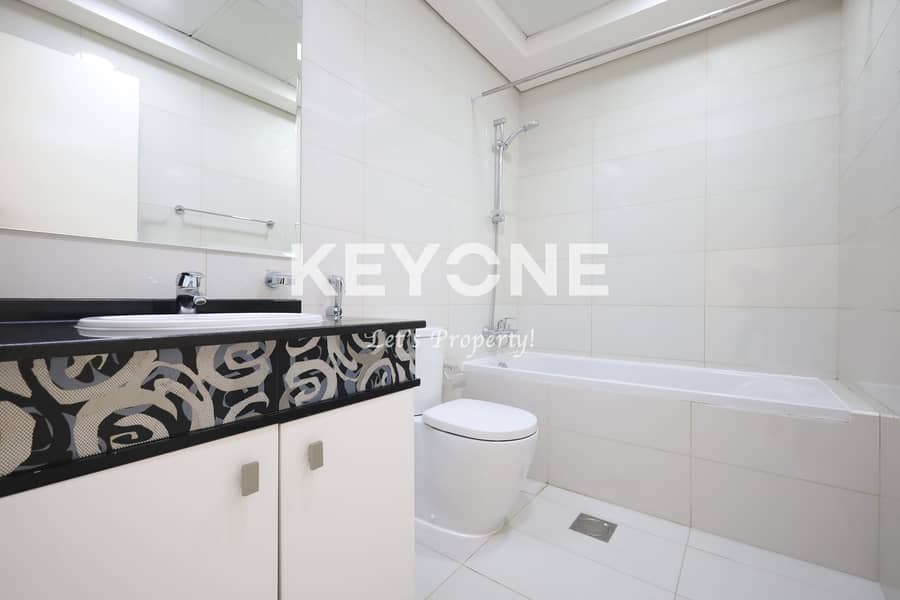 Vacant | Skyline Living | Luxurious 2-Bedroom Apartment in Executive Bay - A - Image 13