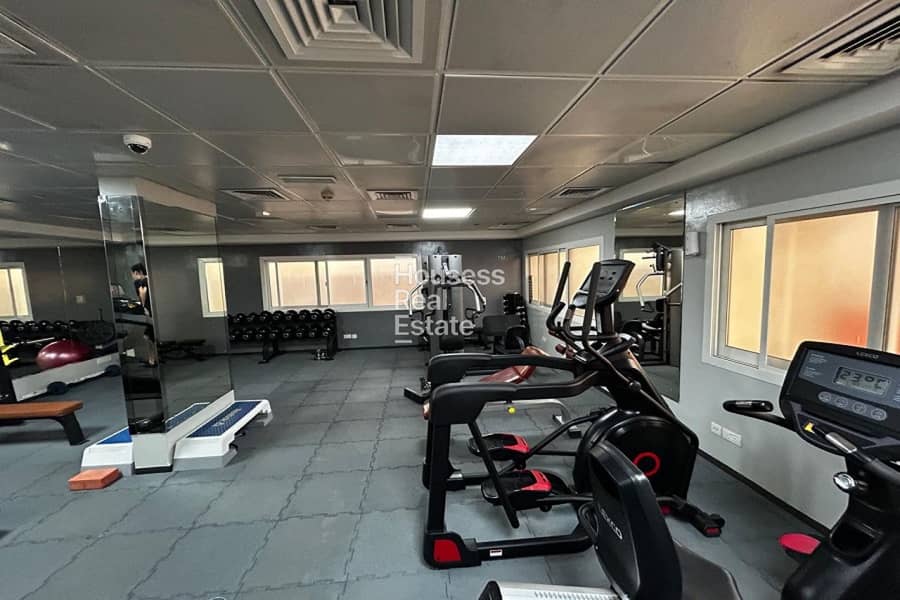 WELL MAINTAINED 1 BHK FOR SALE WITH AMAZING VIEW AND PERFECT LOCATION - Image 10