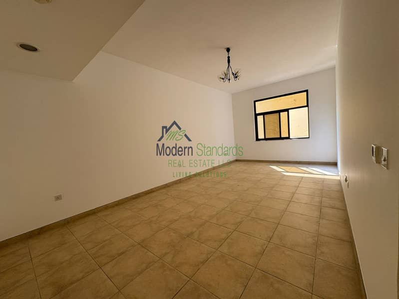 Vacant l 3 bedroom with maid room l near mamzar beach l community building - Image 8