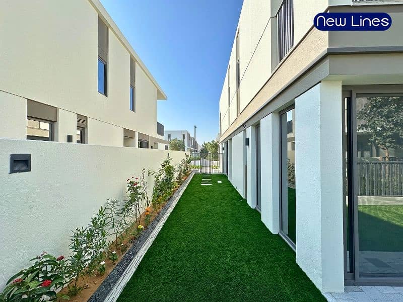 SPACIOUS I BRAND NEW I LANDSCAPED