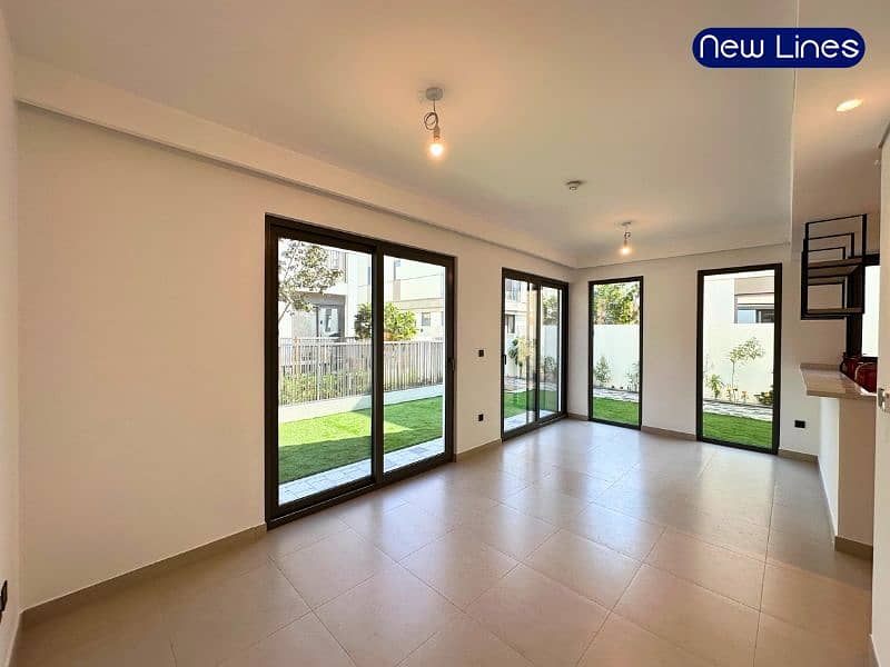 SPACIOUS I BRAND NEW I LANDSCAPED