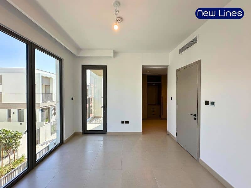 SPACIOUS I BRAND NEW I LANDSCAPED - Image 14