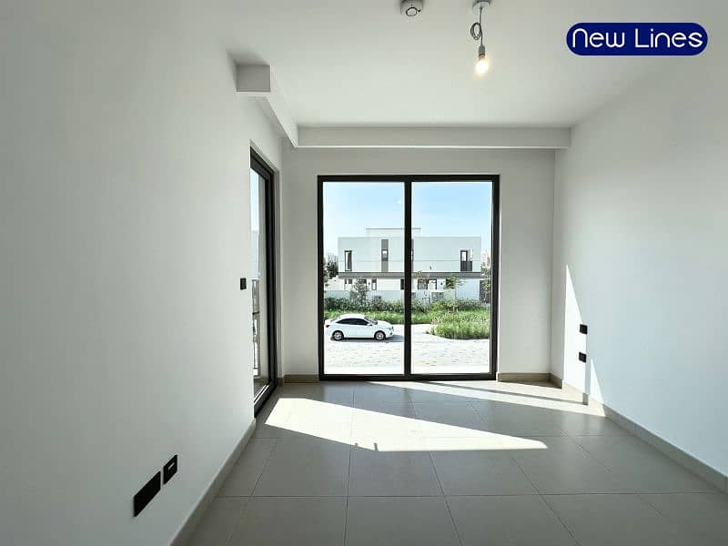 SPACIOUS I BRAND NEW I LANDSCAPED - Image 23