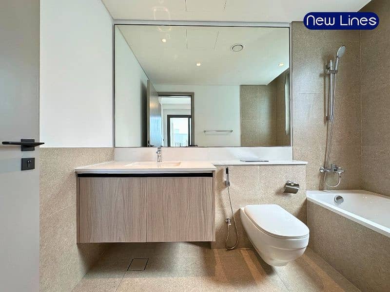 SPACIOUS I BRAND NEW I LANDSCAPED - Image 25