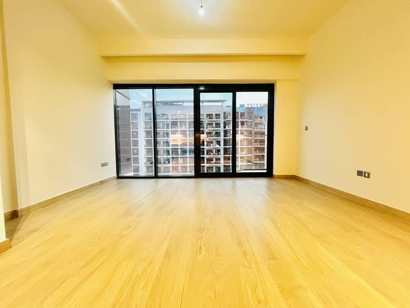 Boulevard View // Huge Size 3-bhk Just 130k 1 Cheque 140k 3 Cheques & Kitchen Appliances - Image 14