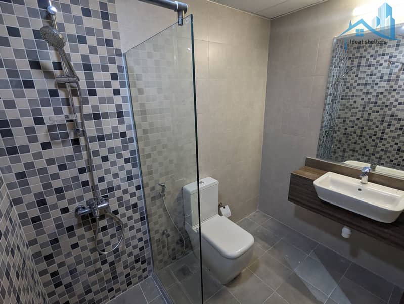 Furnished - Chiller Free - Vacant - Image 6