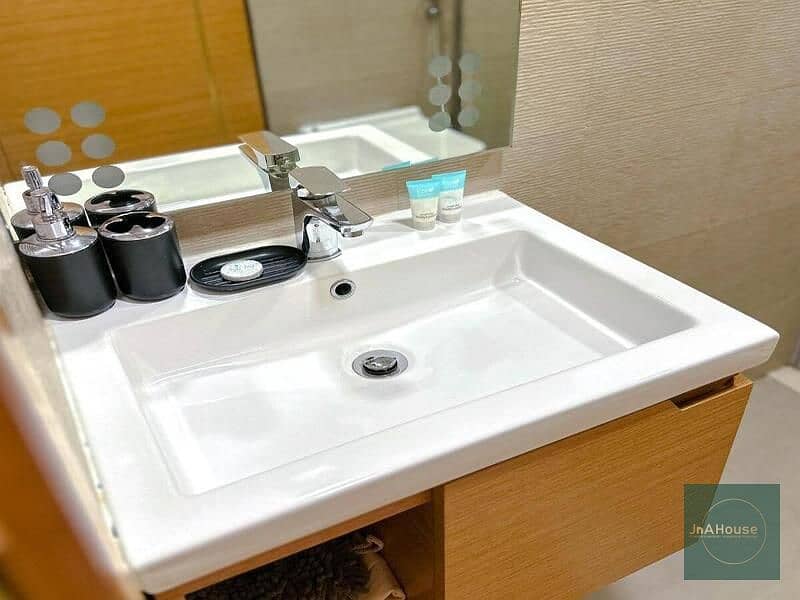 Prime Location | Excellent ROI | Well Maintained - Image 13