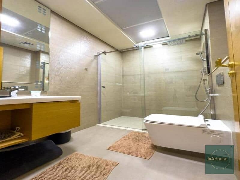 Prime Location | Excellent ROI | Well Maintained - Image 14