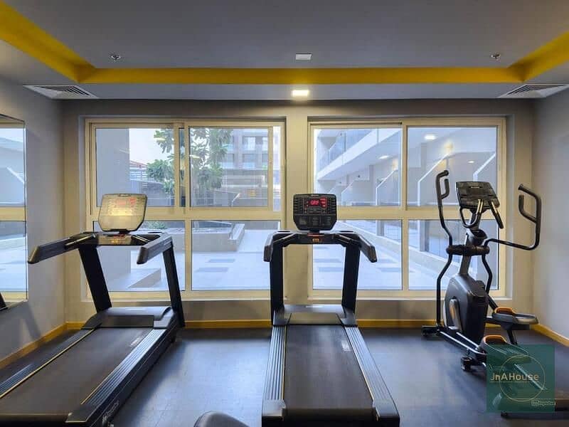 Prime Location | Excellent ROI | Well Maintained - Image 16