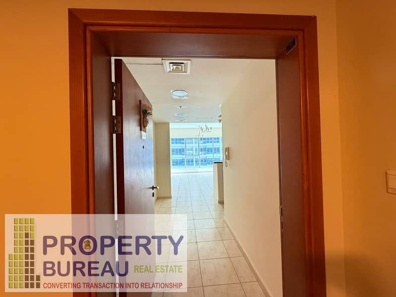 1 BR " Tower E " 50 K 4 CHEQUE