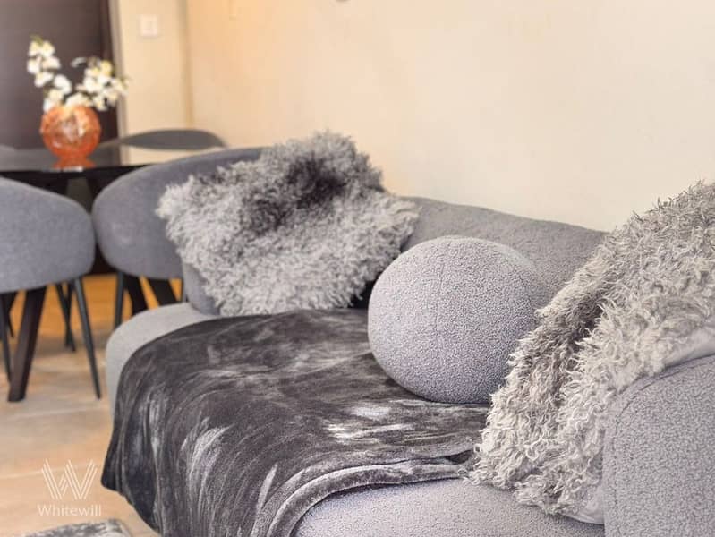 Marina Living | High Floor | Full Canal View - Image 6