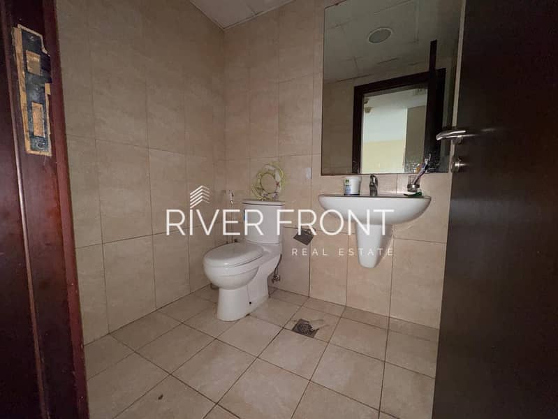 Ready to Move | High Floor Unit | Hot Property - Image 15