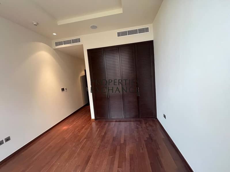 Multiple units | Club vista/sea | Vacant - Image 12