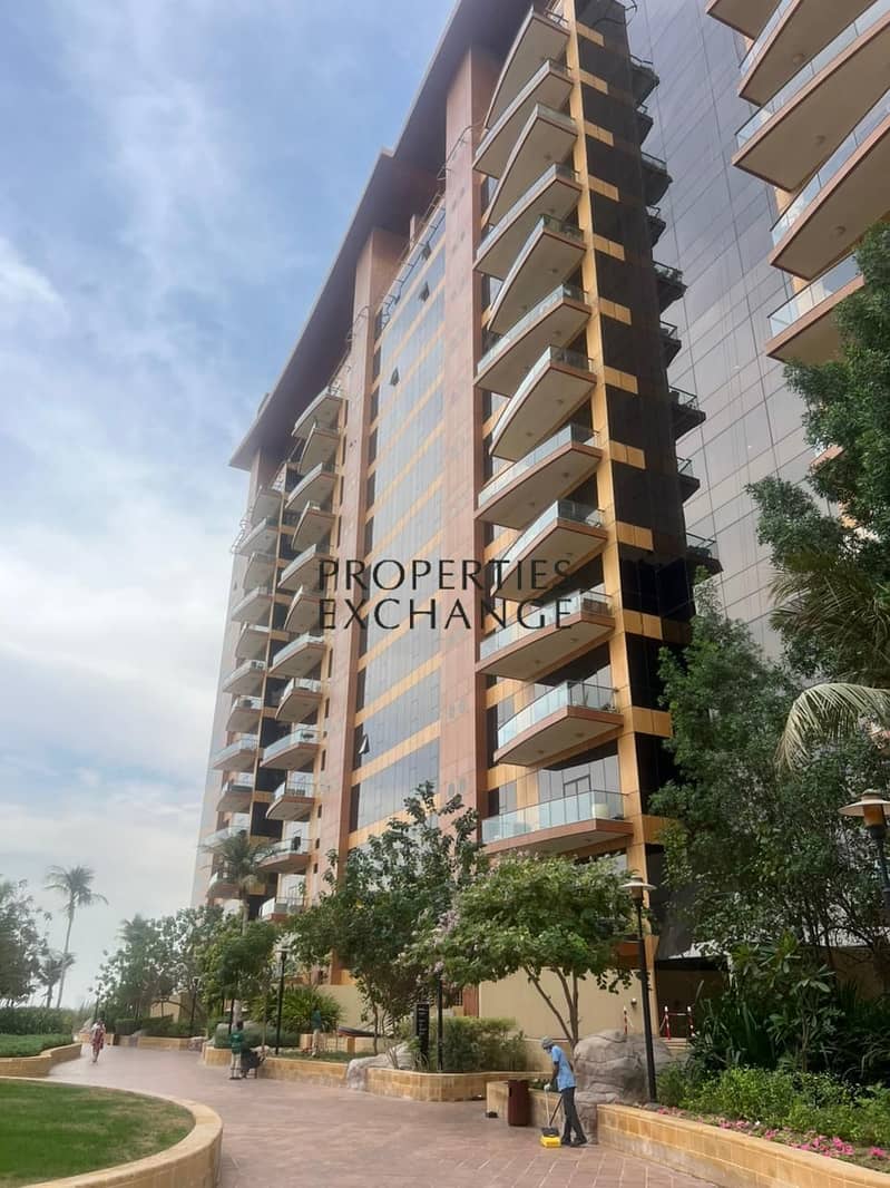 Multiple units | Club vista/sea | Vacant - Image 17