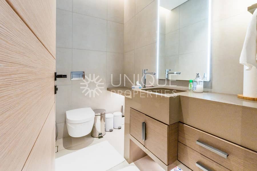 Luxurious Living | Full Sea + Palm View | Spacious - Image 18