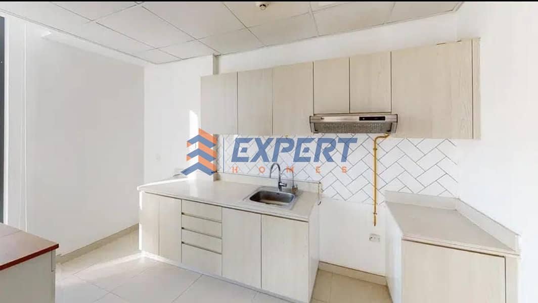 Vastu Unit | Well-maintained | 1 Bedroom for Sale - Image 6