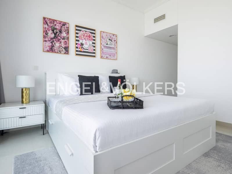 Exclusive | Chic Holiday Home | Signature View - Image 8