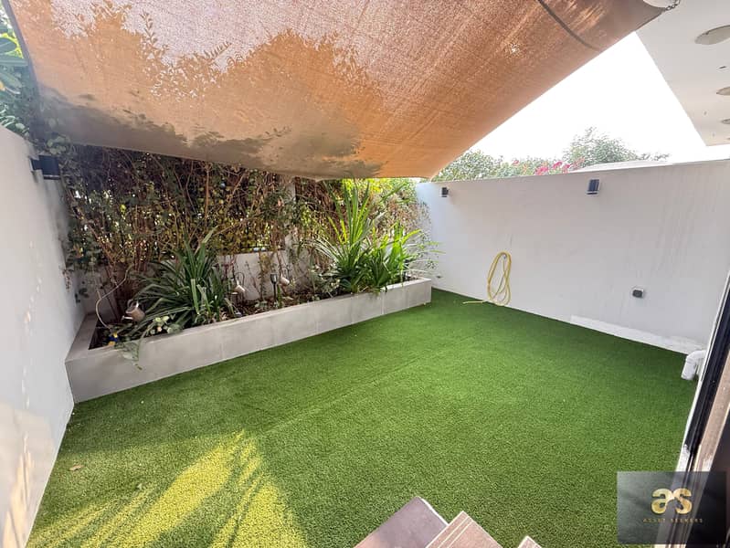 SINGLE ROW | MASSIVE | PARK FACING | VASTU - Image 10