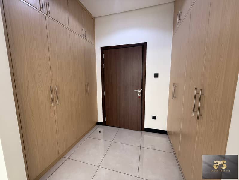 SINGLE ROW | MASSIVE | PARK FACING | VASTU - Image 17