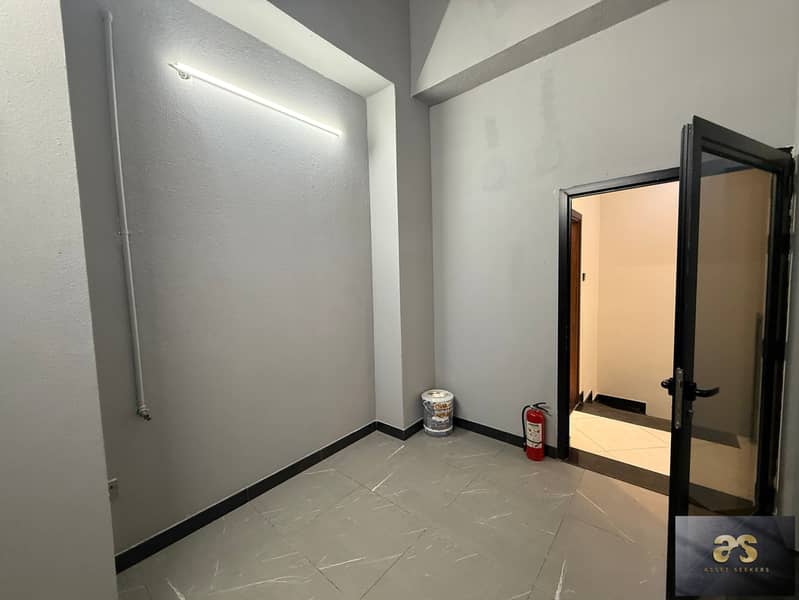 SINGLE ROW | MASSIVE | PARK FACING | VASTU - Image 18