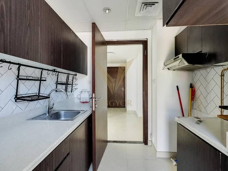 Elegant 2-Bedroom + Maid | Family-Friendly Layout - Image 8