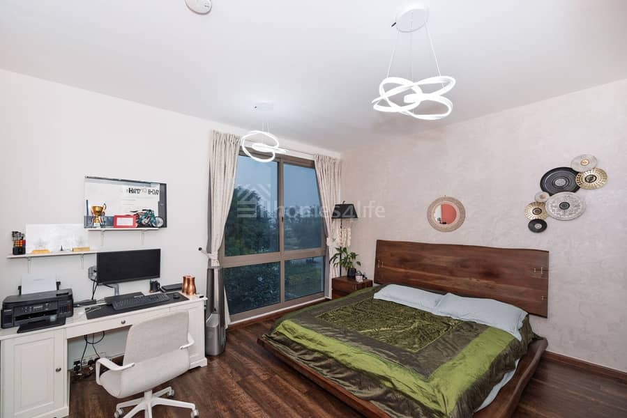 END CORNER | SINGLE ROW | JOGGING TRACK |UPGRADED