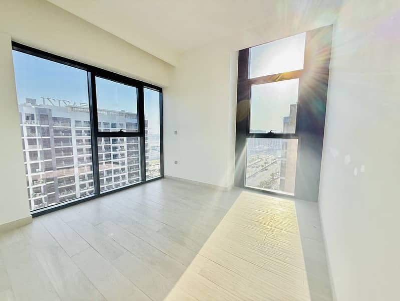 Corner unit 3 bedroom apartment chillier free kitchen appliances all amenities - Image 8