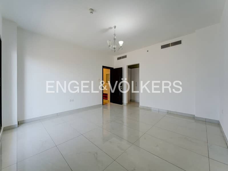 New Duplex | Near Metro |Vacant