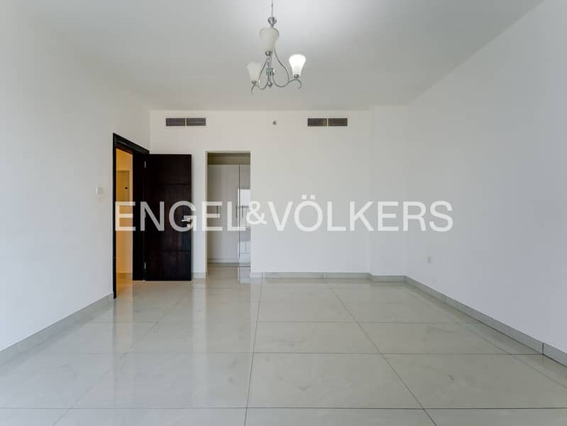 New Duplex | Near Metro |Vacant