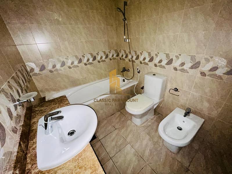 Near to Vacate | Prime location | Huge Layout - Image 18