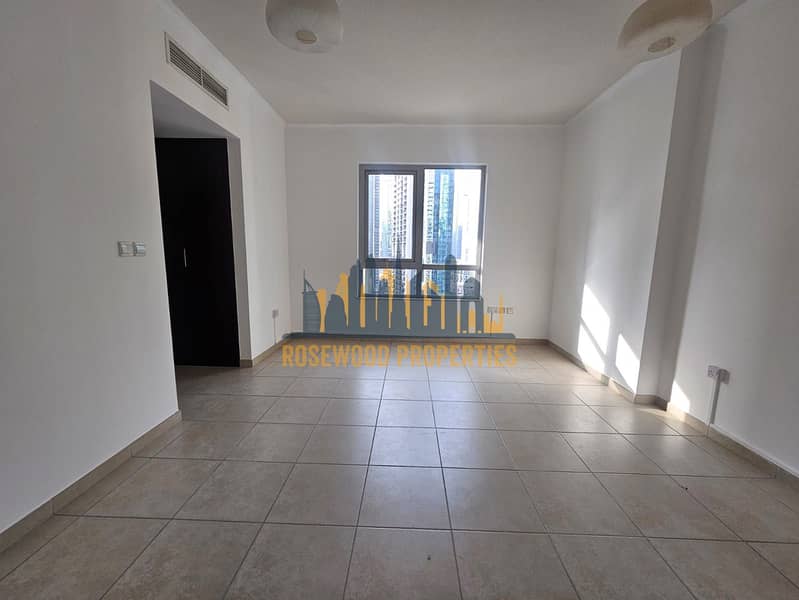 STUNNING VIEWS | BRIGHT 2 BED | READY TO MOVE - Image 10