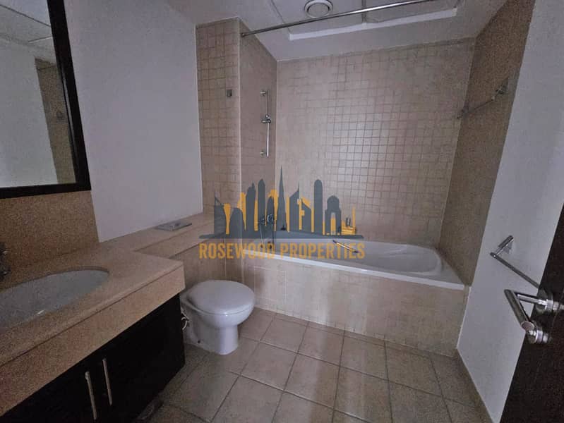 STUNNING VIEWS | BRIGHT 2 BED | READY TO MOVE - Image 15