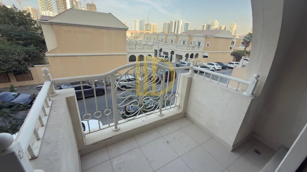 Community View | Prime Location | Vacant Now - Image 15