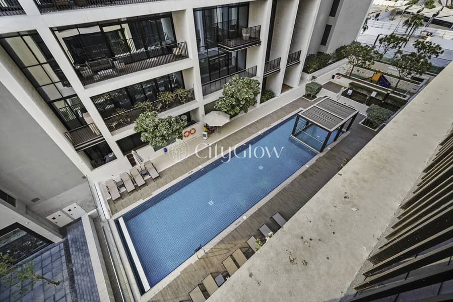 Modern Urban Retreat 1 Bed With Pool View Balcony - Image 11