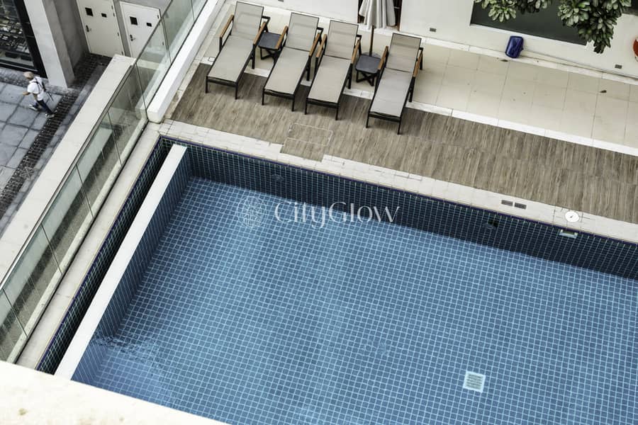 Modern Urban Retreat 1 Bed With Pool View Balcony - Image 14