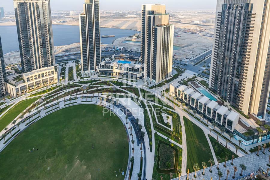 Amazing Park and Canal View with Chiller Free